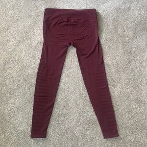 Lululemon Laser Cut Leggings Size 10-12